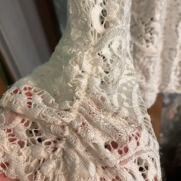 Catos - Picture 3 of 4